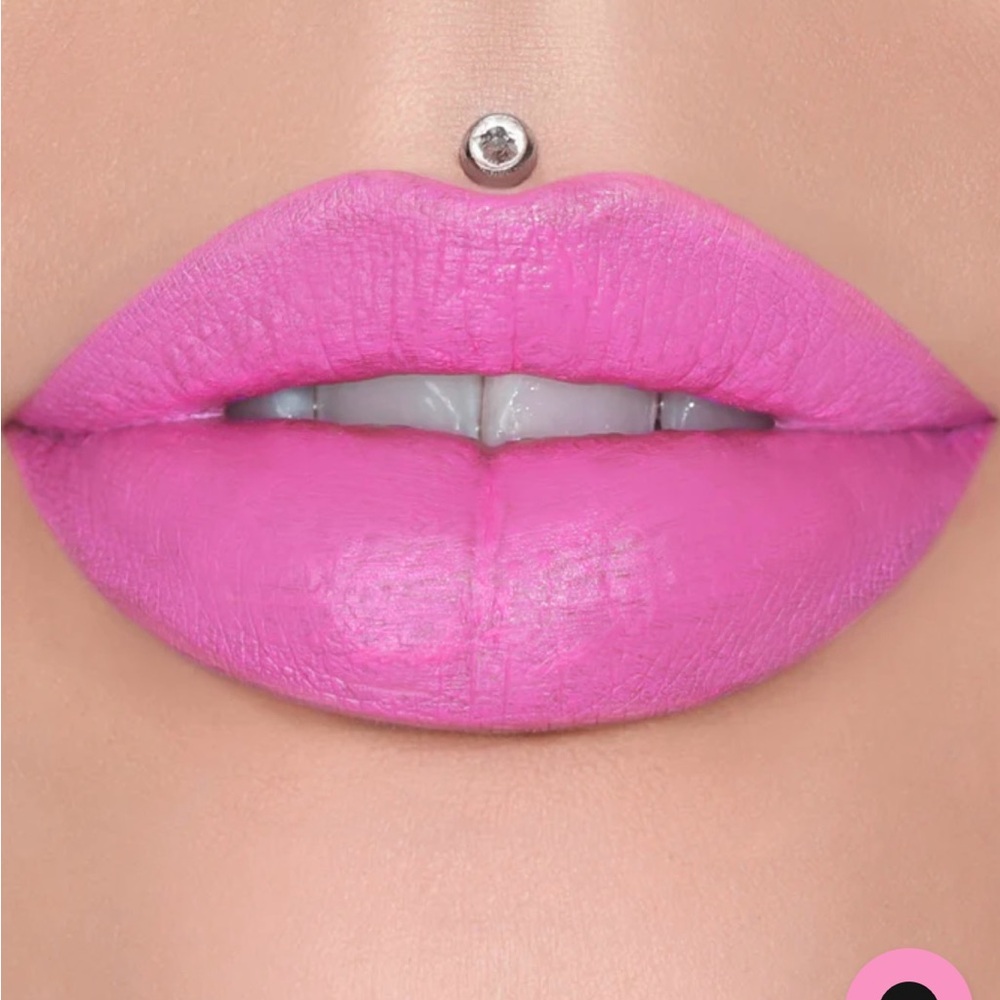 Vibrant Pink Lipstick